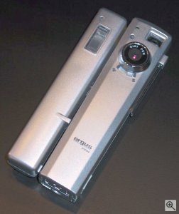 Argus' ST2520 digital camera. Copyright (c) 2003, Michael R. Tomkins. All rights reserved. Click for a bigger picture!