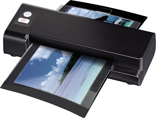 Hama's 95213 photo scanner. Photo provided by Hama GmbH & Co KG. Click for a bigger picture!