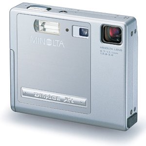Minolta's DiMAGE Xi digital camera. Courtesy of Minolta, with modifications by Michael R. Tomkins.