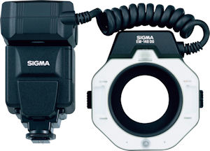 Sigma's Electronic Flash Macro EM-140DG for Sony and Pentax. Courtesy of Sigma, with modifications by Michael R. Tomkins. Click for a bigger picture!