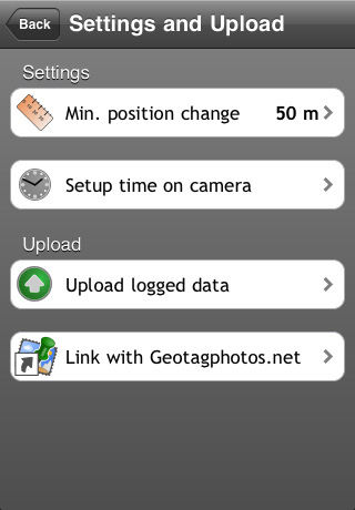 The Settings and Upload dialog in Geotag Photos 1.1. Screenshot provided by Sarsoft.