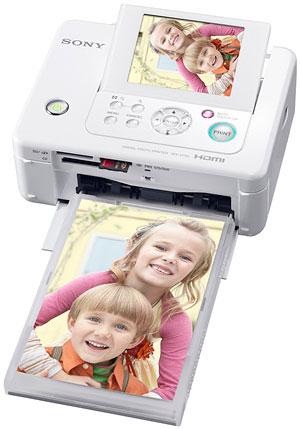 Sony's  DPP-FP95 photo printer . Courtesy of Sony, with modifications by Zig Weidelich.