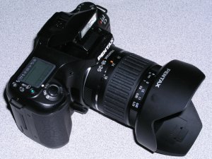Pentax's *ist D digital SLR. Copyright (c) 2003, The Imaging Resource. All rights reserved. Click for a bigger picture!