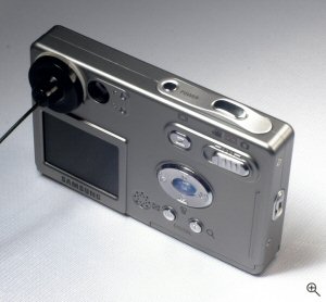 Samsung's Digimax U-CA 401 digital camera. Copyright © 2004, The Imaging Resource. All rights reserved. Click for a bigger picture!