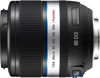 The Samsung 60mm F2.8 Macro ED OIS SSA NX lens. Photo provided by Samsung Electronics Co., Ltd.