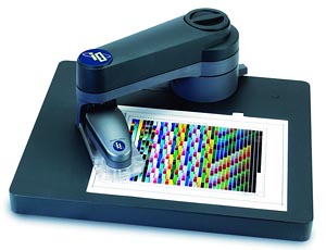 X-Rite i1-iO scanning table. Courtesy X-Right with modifications by Zig Weidelich.  Click here for a bigger picture!