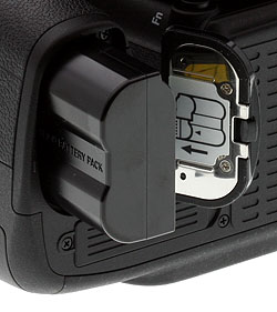 Nikon D610 Review -- Battery