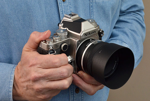 Nikon DF Review -- In hand front quarter image