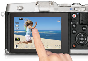 Olympus E-P5 Review - Touchscreen LCD