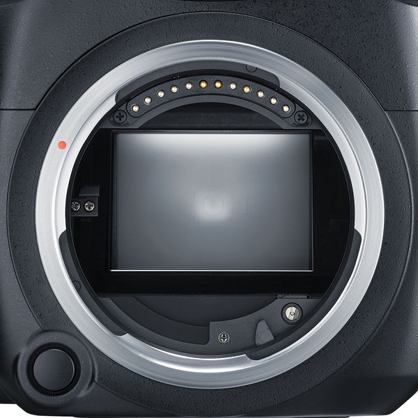 Pentax 645Z review -- Lens mount