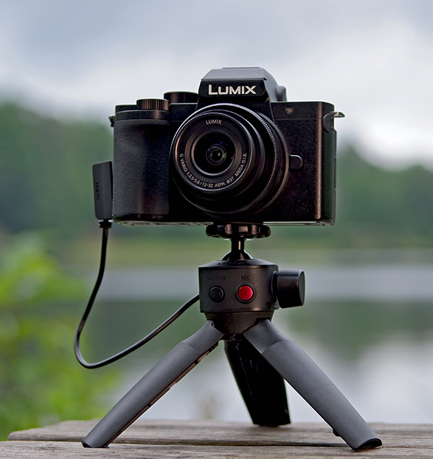 Panasonic Announces LUMIX G100 Micro Four Thirds Vlogging Camera