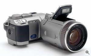 Sony's Cyber-shot DSC-F707 digital camera. Copyright © 2001 The Imaging Resource. All rights reserved. Click for a bigger picture!