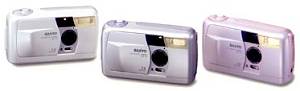 Sanyo's DSC-R1 digital camera in white, silver and pink body colors. Courtesy of Sanyo.