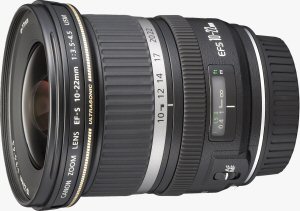 Canon's EF-S 10-22mm f/3.5-4.5 USM zoom lens. Courtesy of Canon, with modifications by Michael R. Tomkins. Click for a bigger picture!