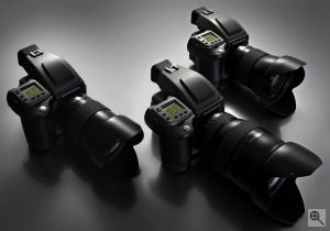 Hasselblad's H3D-31 digital SLR. Courtesy of Hasselblad, with modifications by Michael R. Tomkins. Click for a bigger picture!
