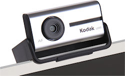The two megapixel autofocus Kodak L200 webcam. Photo provided by Sakar International Inc. Click for a bigger picture!