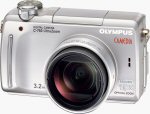 Olympus' Camedia C-760 UltraZoom digital camera. Courtesy of Olympus, with modifications by Michael R. Tomkins.