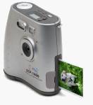 SiPix's SCP-1000 digital camera with built-in printer. Courtesy of SiPix.