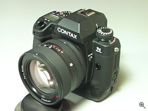 Contax's N Digital SLR digital camera. Copyright (c) 2001, Michael R. Tomkins, all rights reserved. Click for a bigger picture!