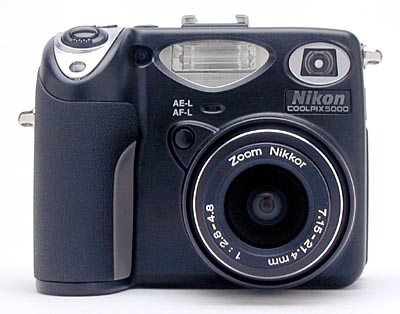 Nikon Coolpix 5000 Digital Camera Review: Design