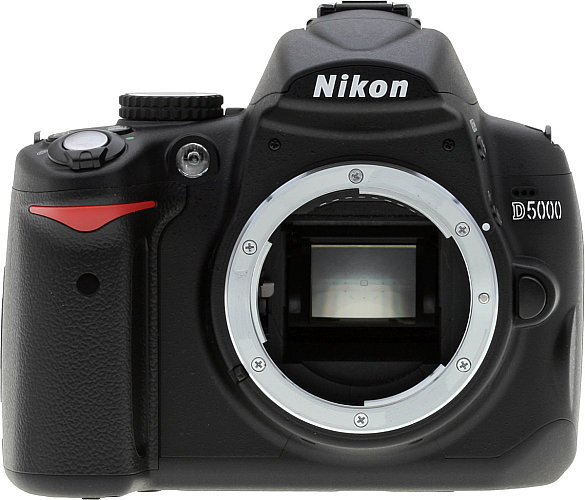 Nikon D5000 Review - Optics