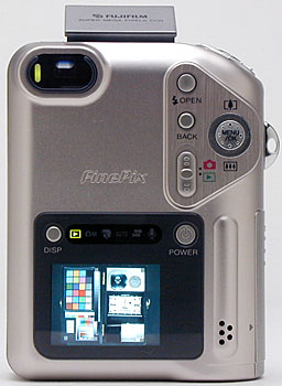 Fuji FinePix F601 Zoom Digital Camera Review: Design