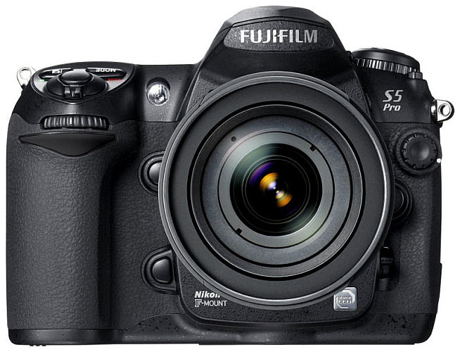 Fujifilm Fujifilm Fuji S5 PRO Nikkon Nikor AF D 28-105mm Macro   20700 click 