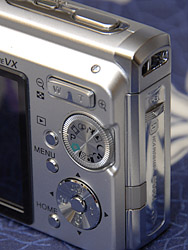 Novos Eletrônicos: SCH-W880, um celular ou uma câmera? - TecMundo