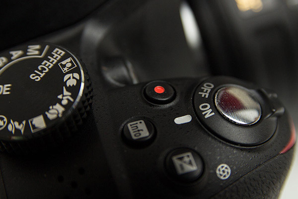 Nikon D3300 Review -- Movie button