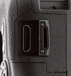 Nikon D5500 Review -- HDMI port