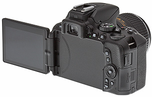 Nikon D5500 Review - LCD
