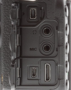 Nikon D750 review -- ports