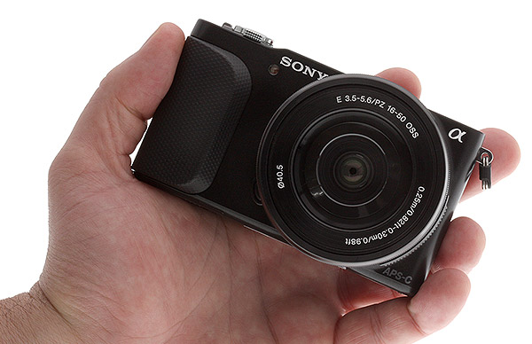 Sony NEX-3N Review -- In Hand