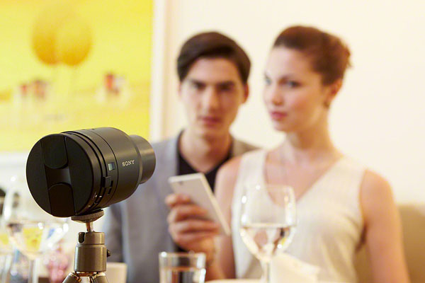 Sony QX100 review -- Tripod-mounted