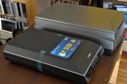 Epson Perfection V600 Photo Scanner with 35mm/120mm negative holder (Working)
