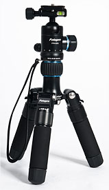 The Rollei Fotopro CT-5A tripod, shown with the short legs attached. Photo provided by RCP - Technik GmbH & Co KG. Click for a bigger picture!