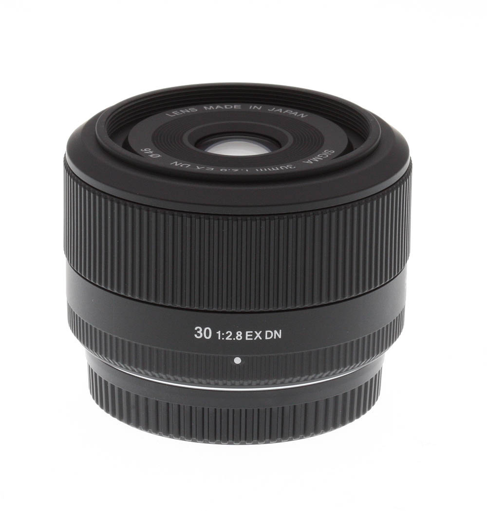 Sigma 30mm f/2.8 EX DN Review