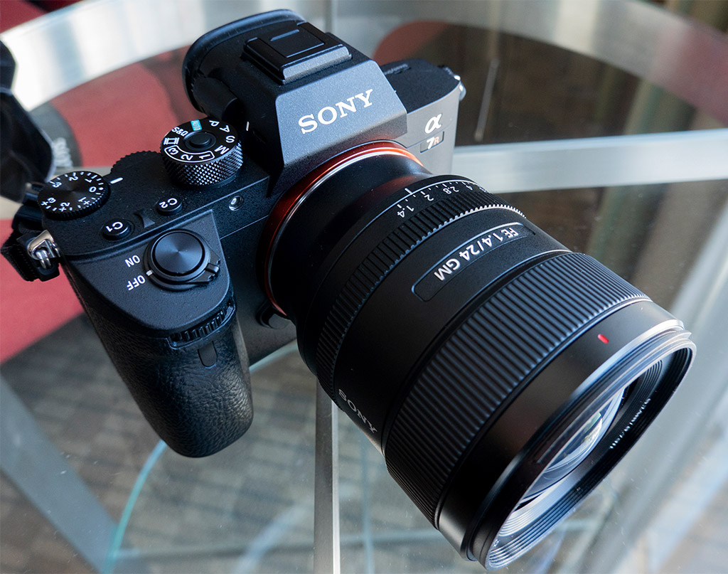 カメラ レンズ(単焦点) Sony FE 24mm f/1.4 GM SEL24F14GM Review